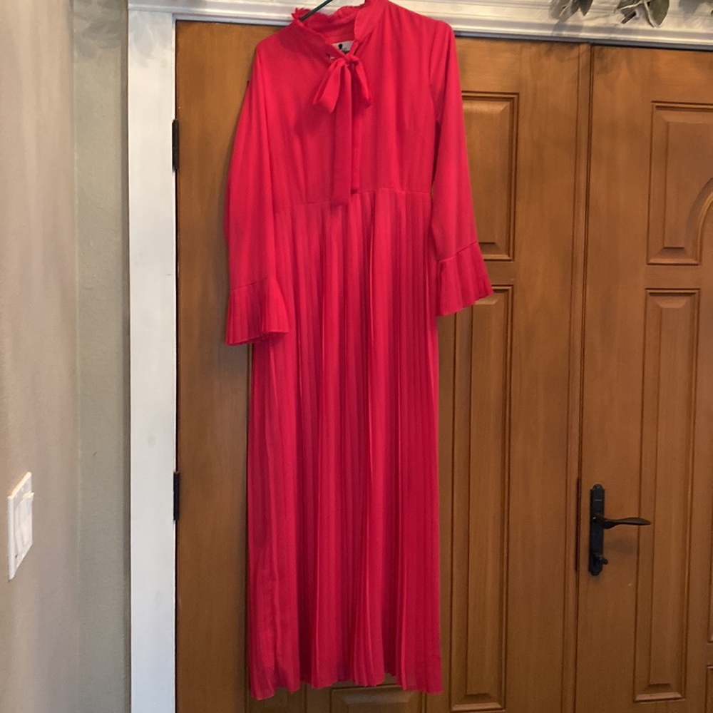 Dainty Jewells pleated hot pink dress large